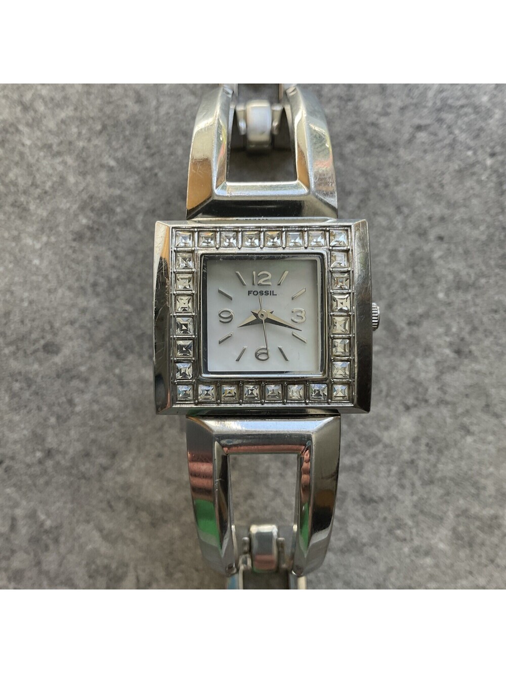 Women's Fossil F2 ES-1934 Watch Gemmed Crystal Accent Bezel & MOP Dial Bin V